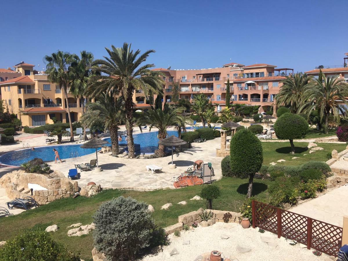 Limnaria Gardens - Modern 1 Bed, Walk To Beach & Shops Paphos Exteriér fotografie